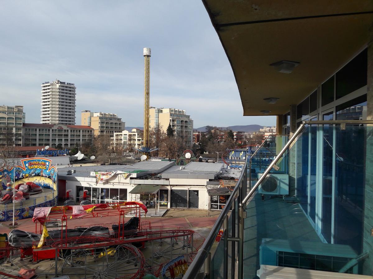 Apartment Sianie в центъра на Слънчев бряг, само на няколко крачки от плажа Екстериор снимка