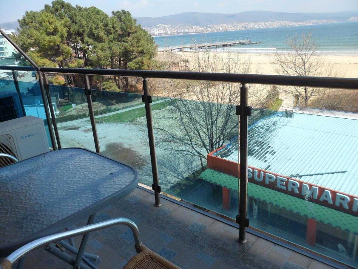 Apartment Sianie в центъра на Слънчев бряг, само на няколко крачки от плажа Екстериор снимка